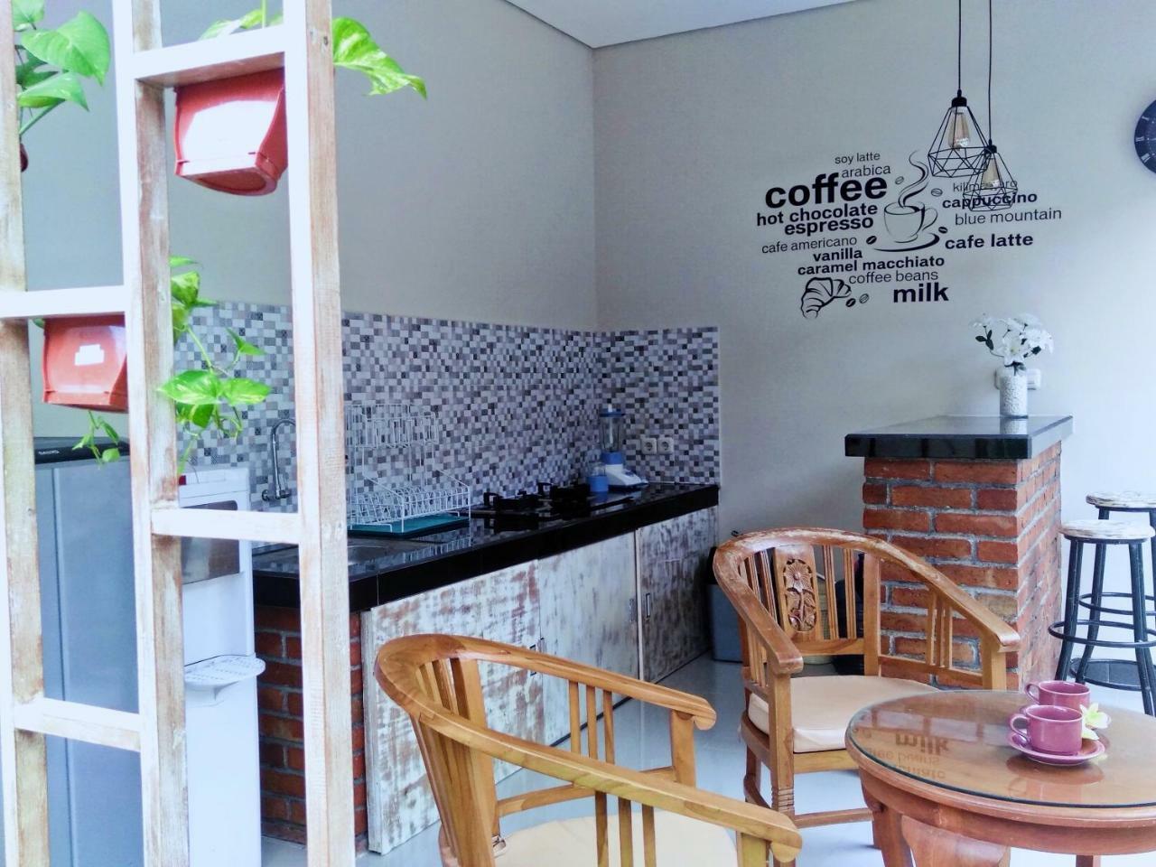 The Jepun Room And House Canggu  Exterior photo